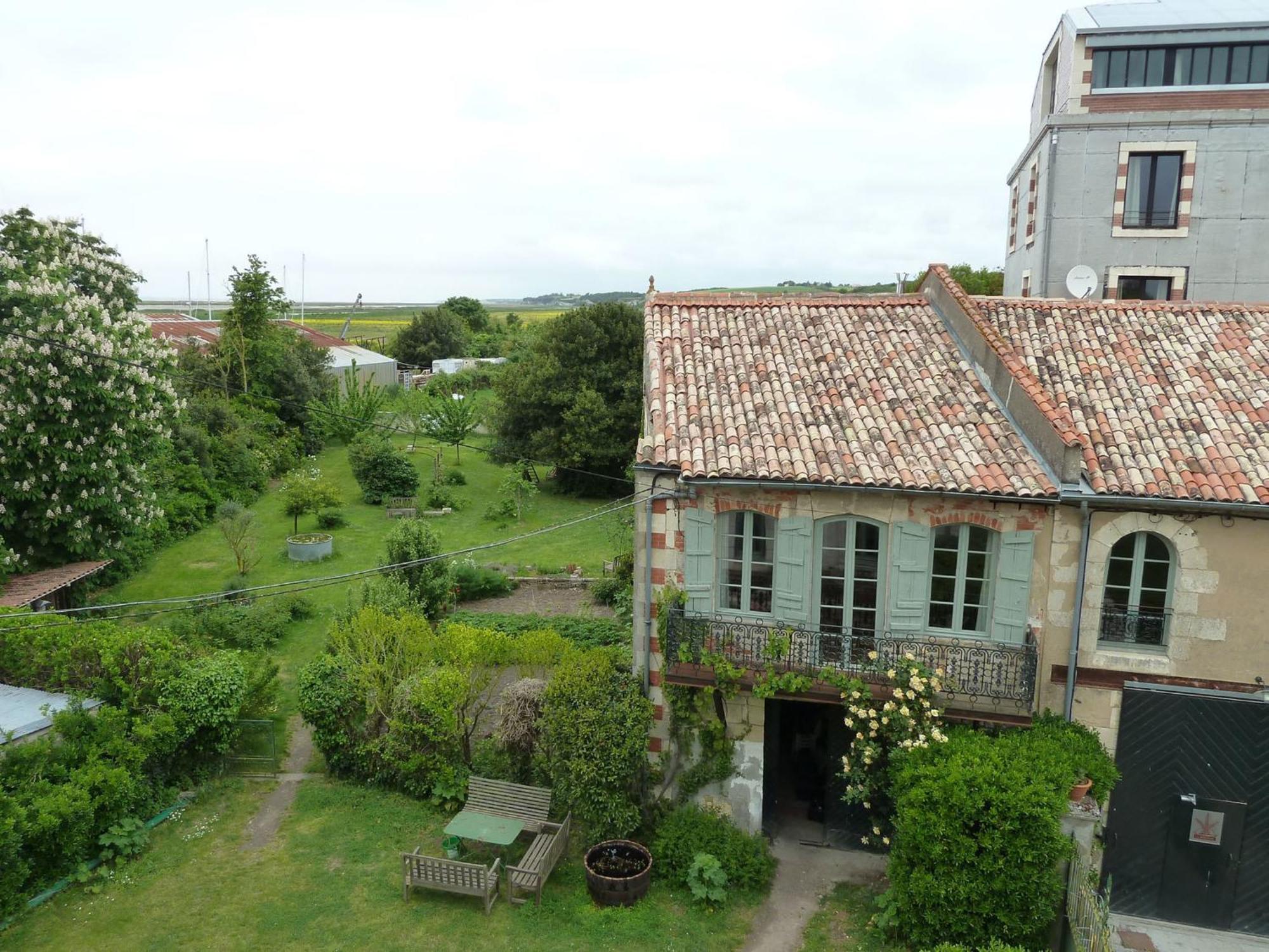 Le Domaine Du Meunier 호텔 Mortagne-sur-Gironde 객실 사진